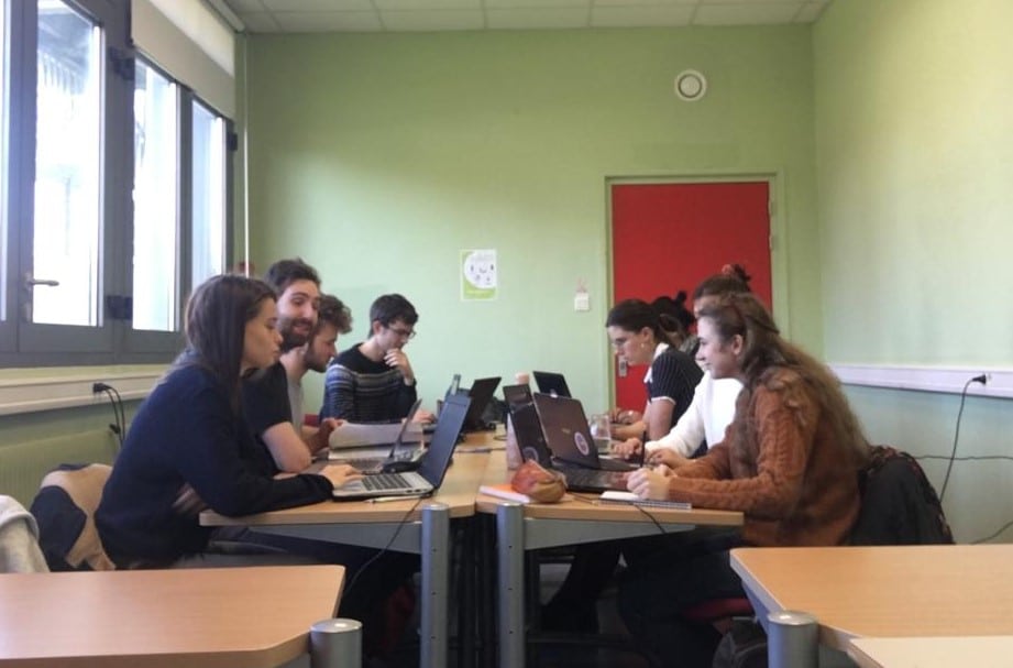 Vers du PV au sol à notre manière ? Des étudiants-ingénieurs réfléchissent avec nous