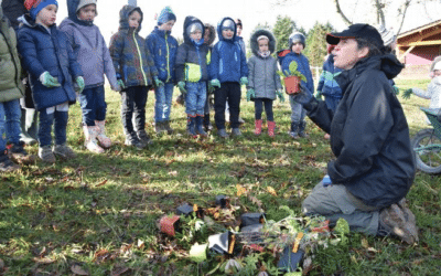 Des enfants qui auront la main verte !